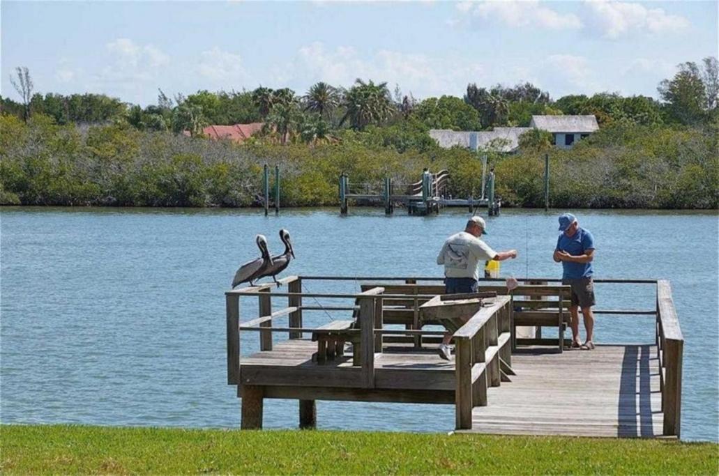 Bayshore Yatch Tennis Condo 2Br 3 Beds, Walking Distance To Beautiful Quite Beach Clearwater Beach Exteriér fotografie